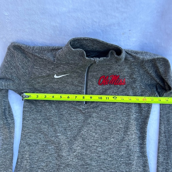 Ole Miss Nike Dri-Fit Quarter Zip, Gray, Size M, EUC - Picture 8 of 10